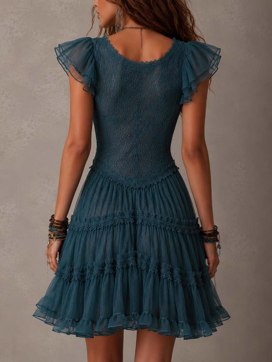 Delphine | Minijurk met ruches van kant en mousseline, retroblauw