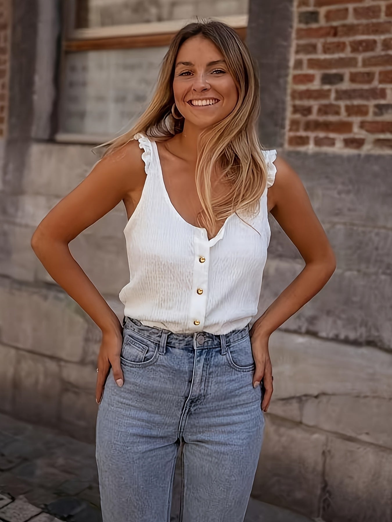 Solène™ — Open Cardigan met Geplooide Schouders en Gouden Knopen