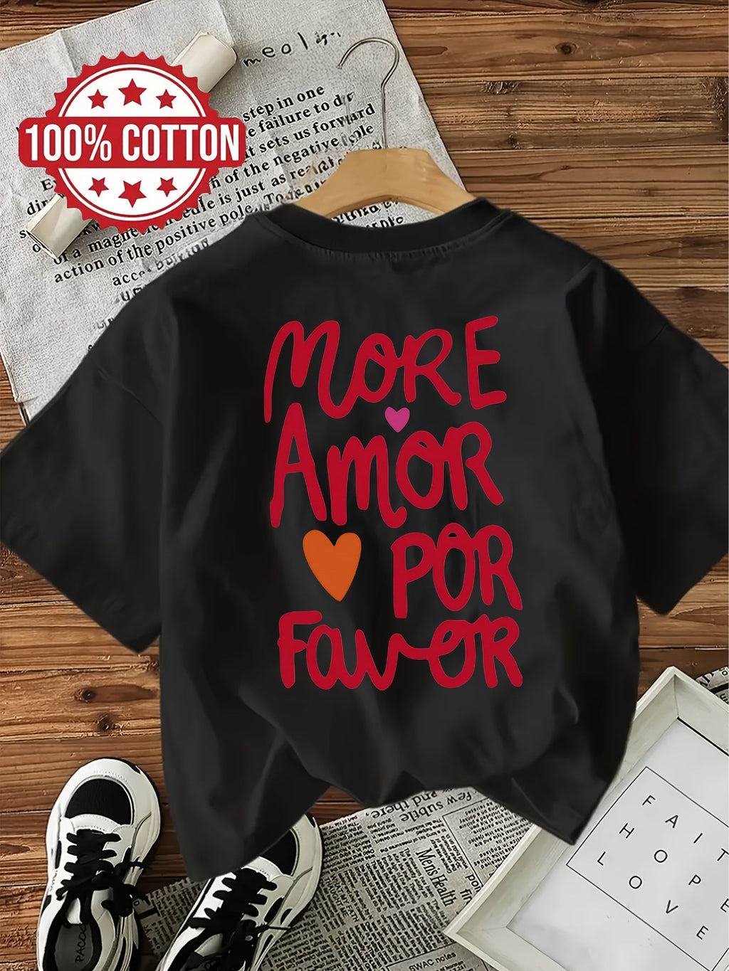 Amora™ — Lichtroze T-shirt met Positieve Quotes