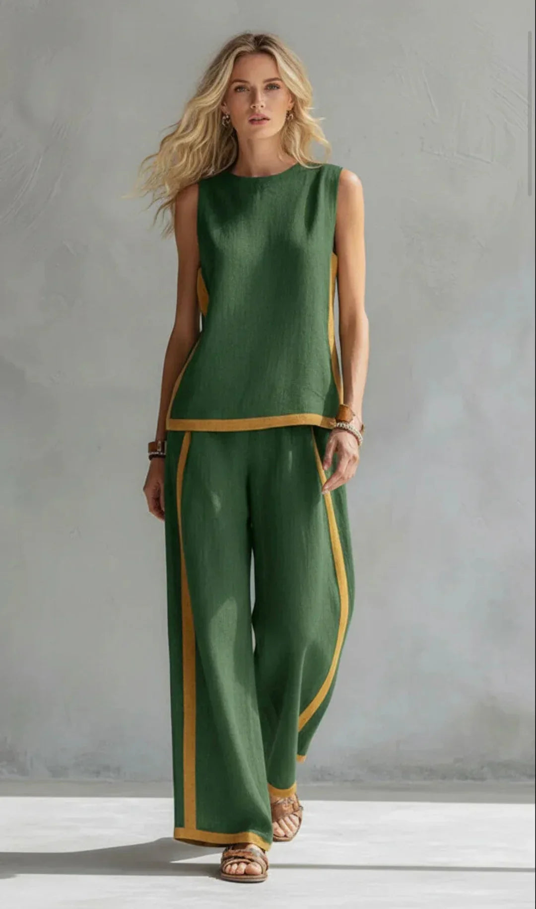 Ursula – elegante set met gilet en broek in bicolor design