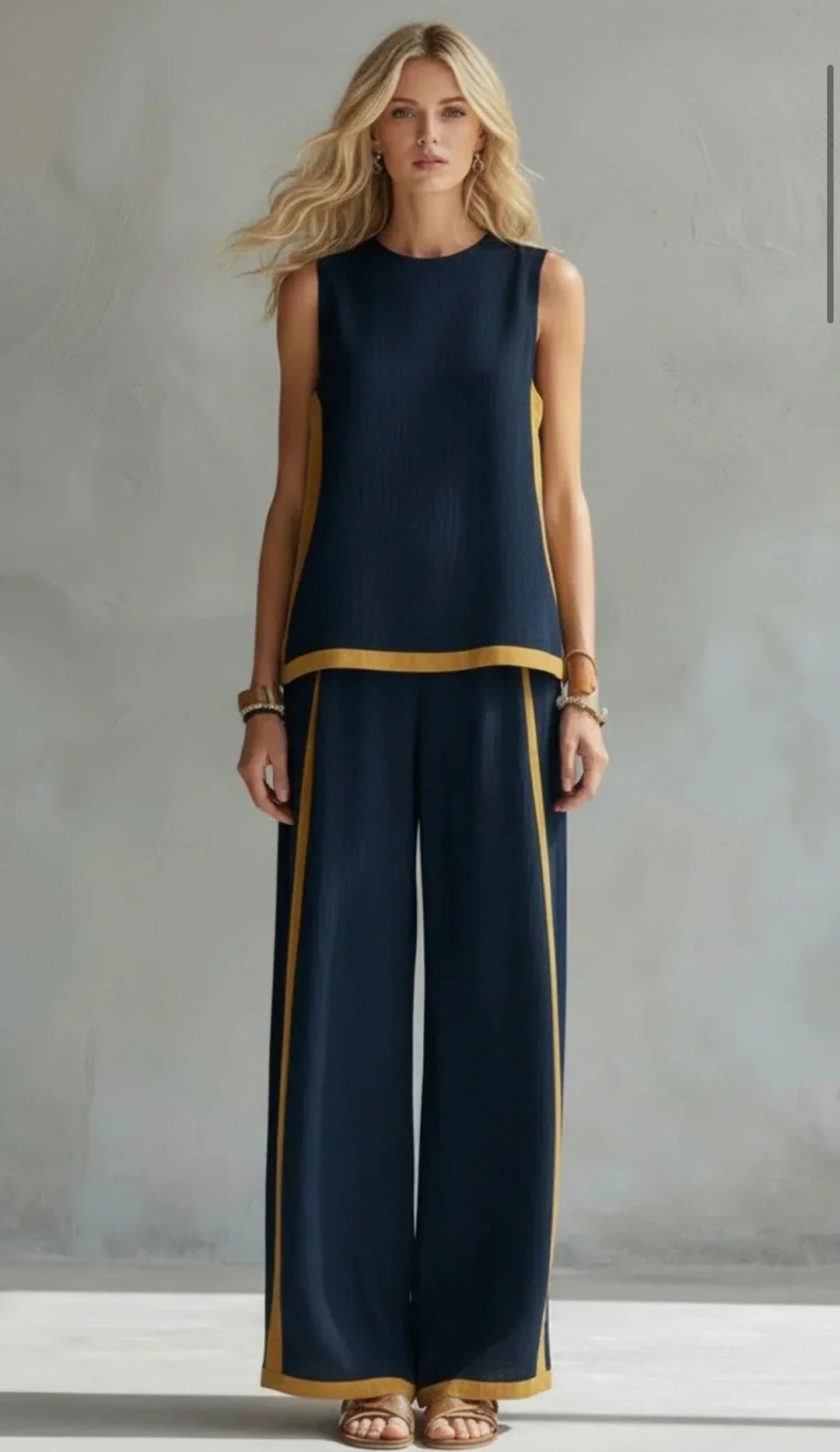 Ursula – elegante set met gilet en broek in bicolor design