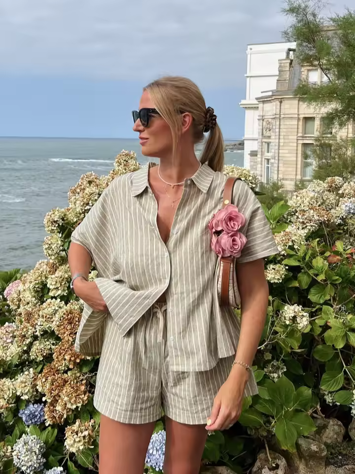 Jessy™ — Luchtige Casual Set met Stijlvolle Flair