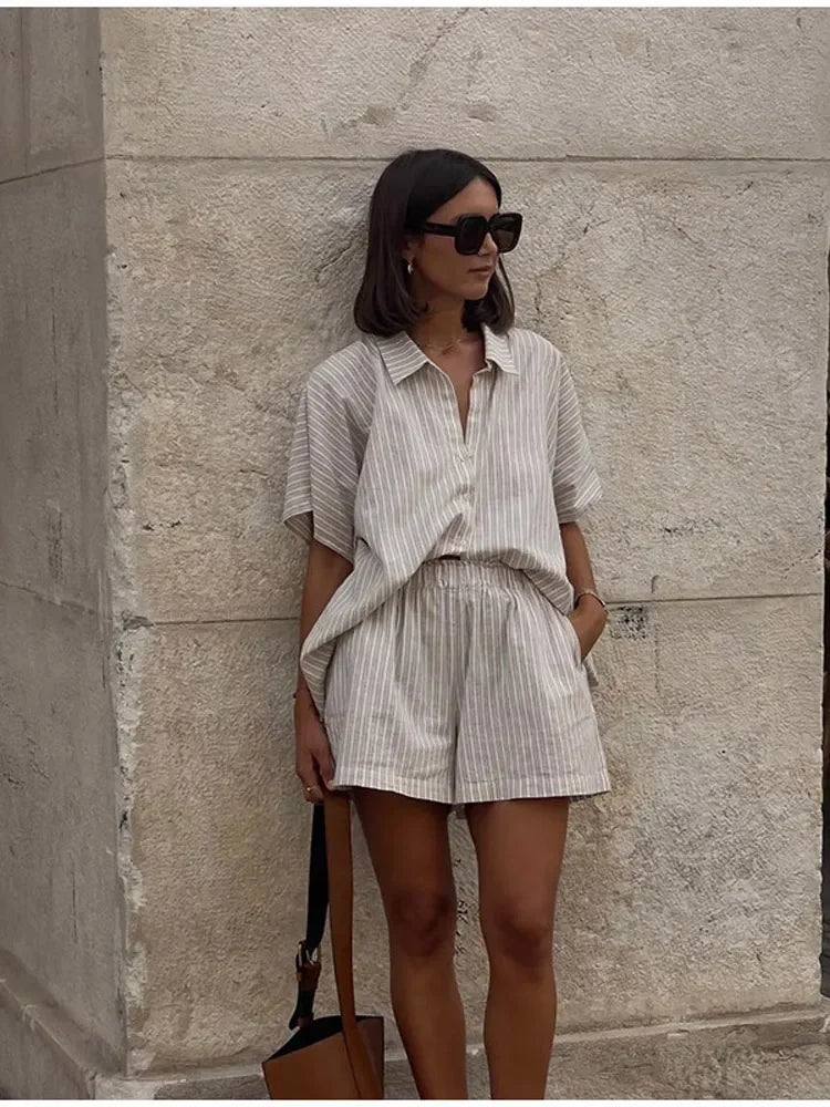 Jessy™ — Luchtige Casual Set met Stijlvolle Flair