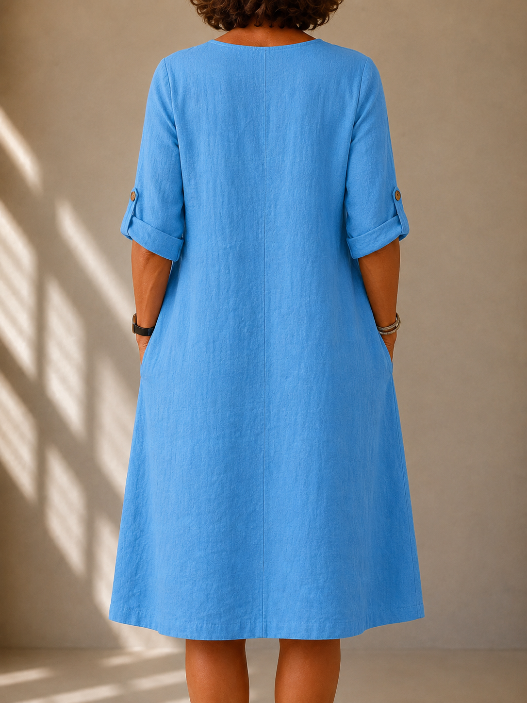 Casual jurk met V-hals in lichte kleur