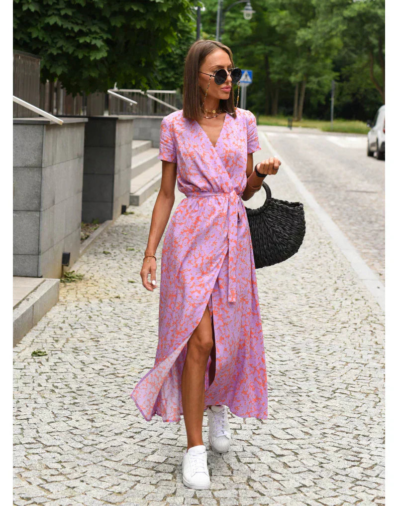 Julia – Elegante V-halsjurk met Flatterend Model